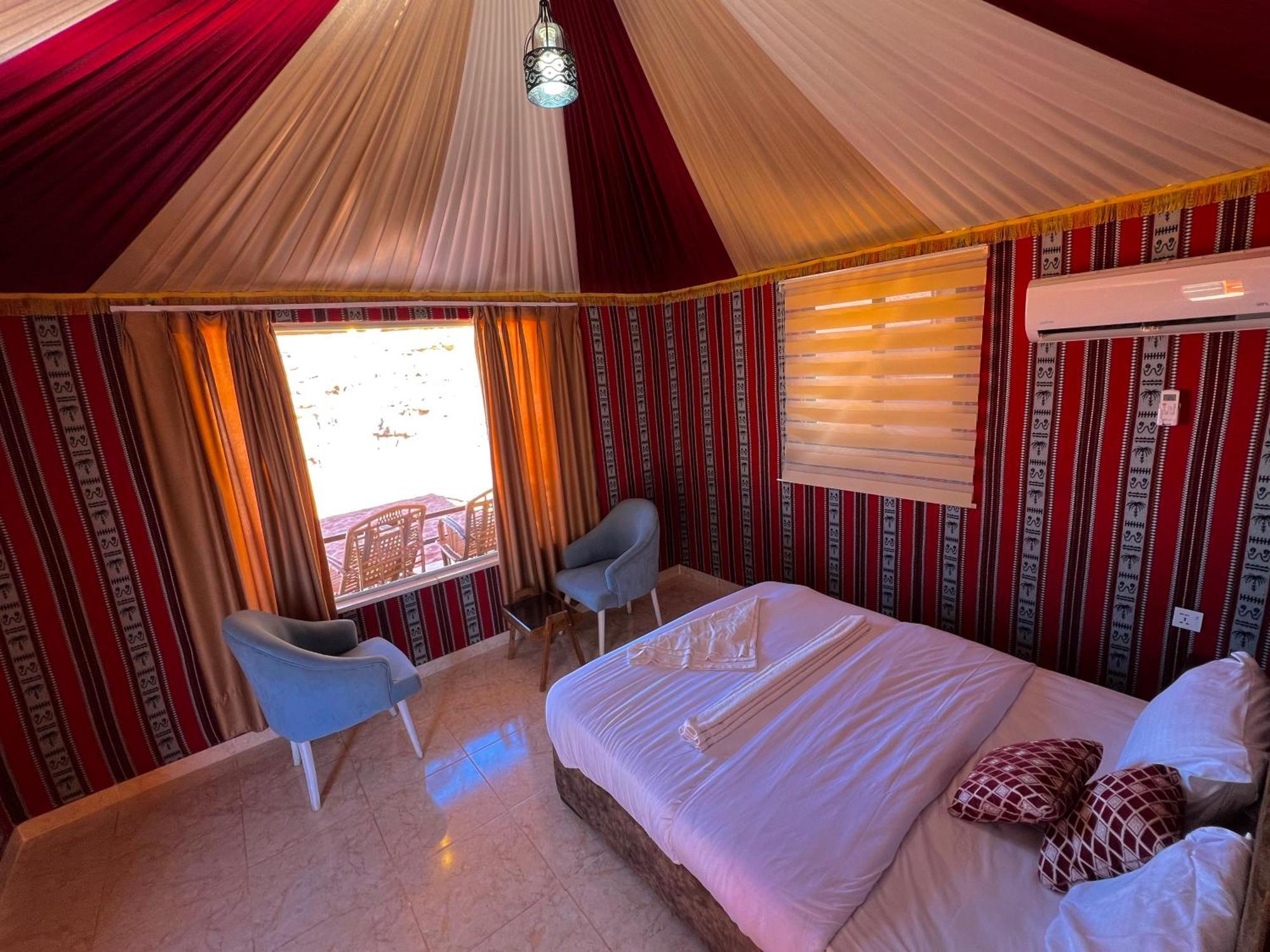 Angelina Wadi Rum Camp Εξωτερικό φωτογραφία