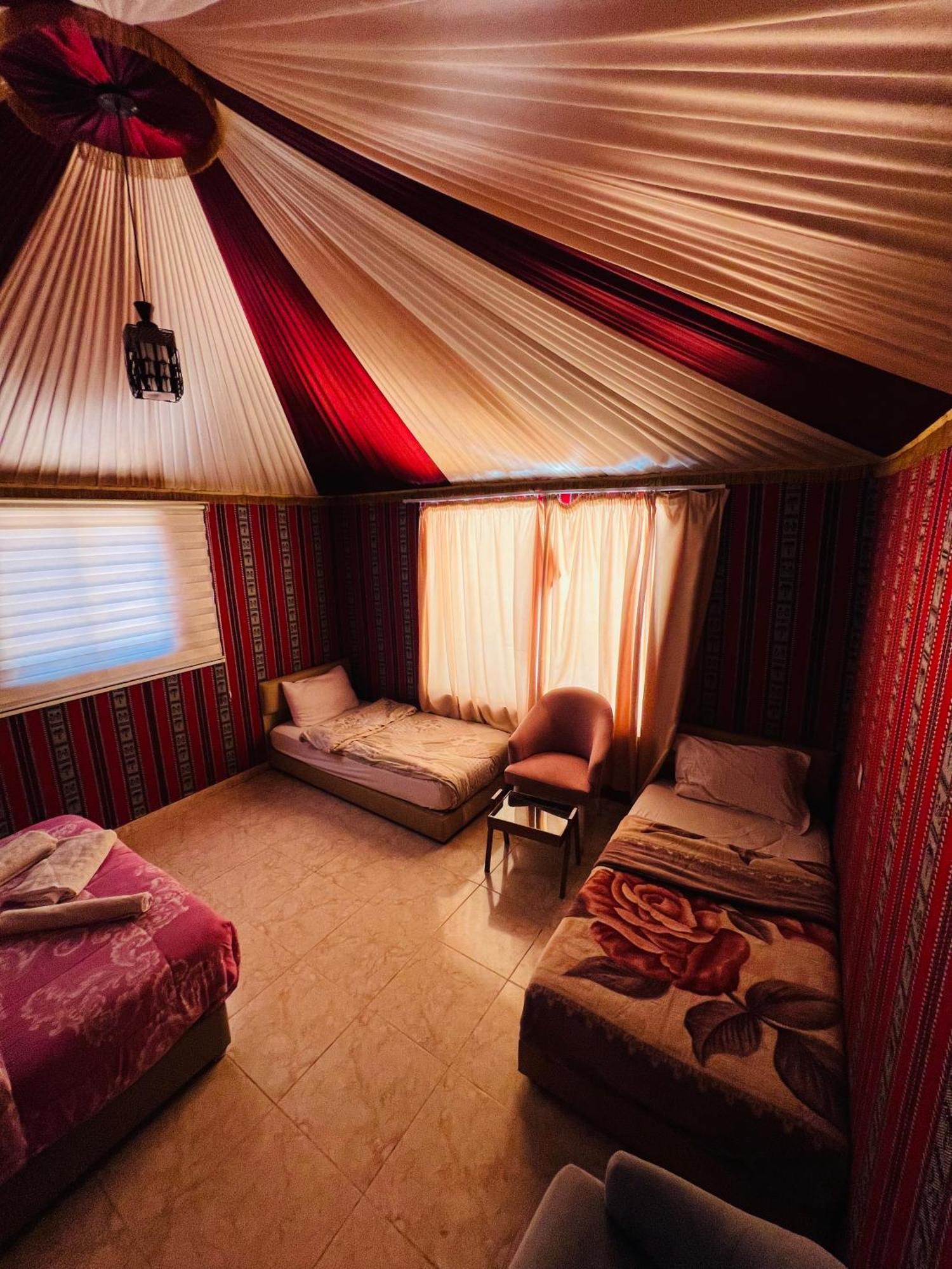 Angelina Wadi Rum Camp Εξωτερικό φωτογραφία