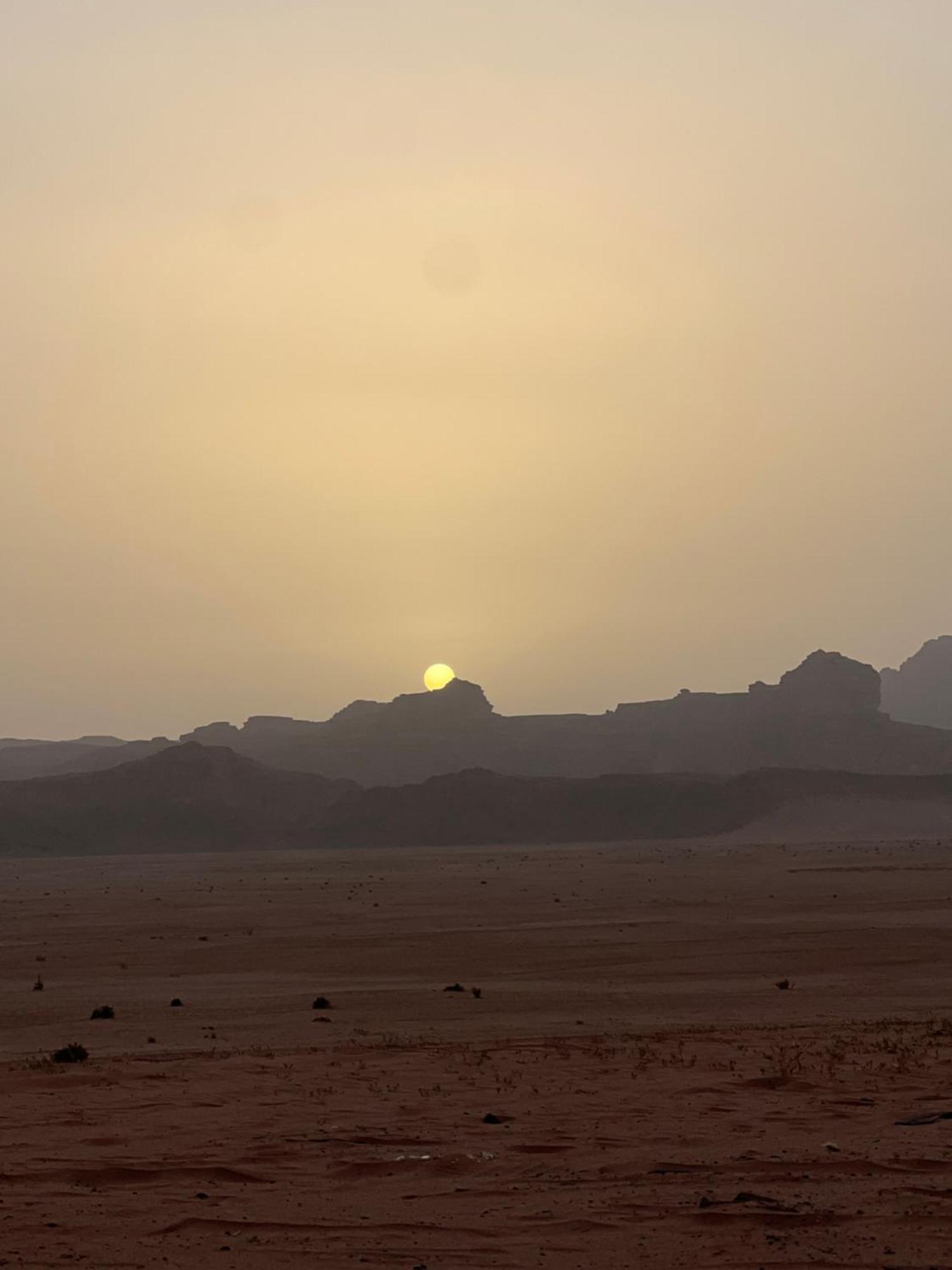 Angelina Wadi Rum Camp Εξωτερικό φωτογραφία