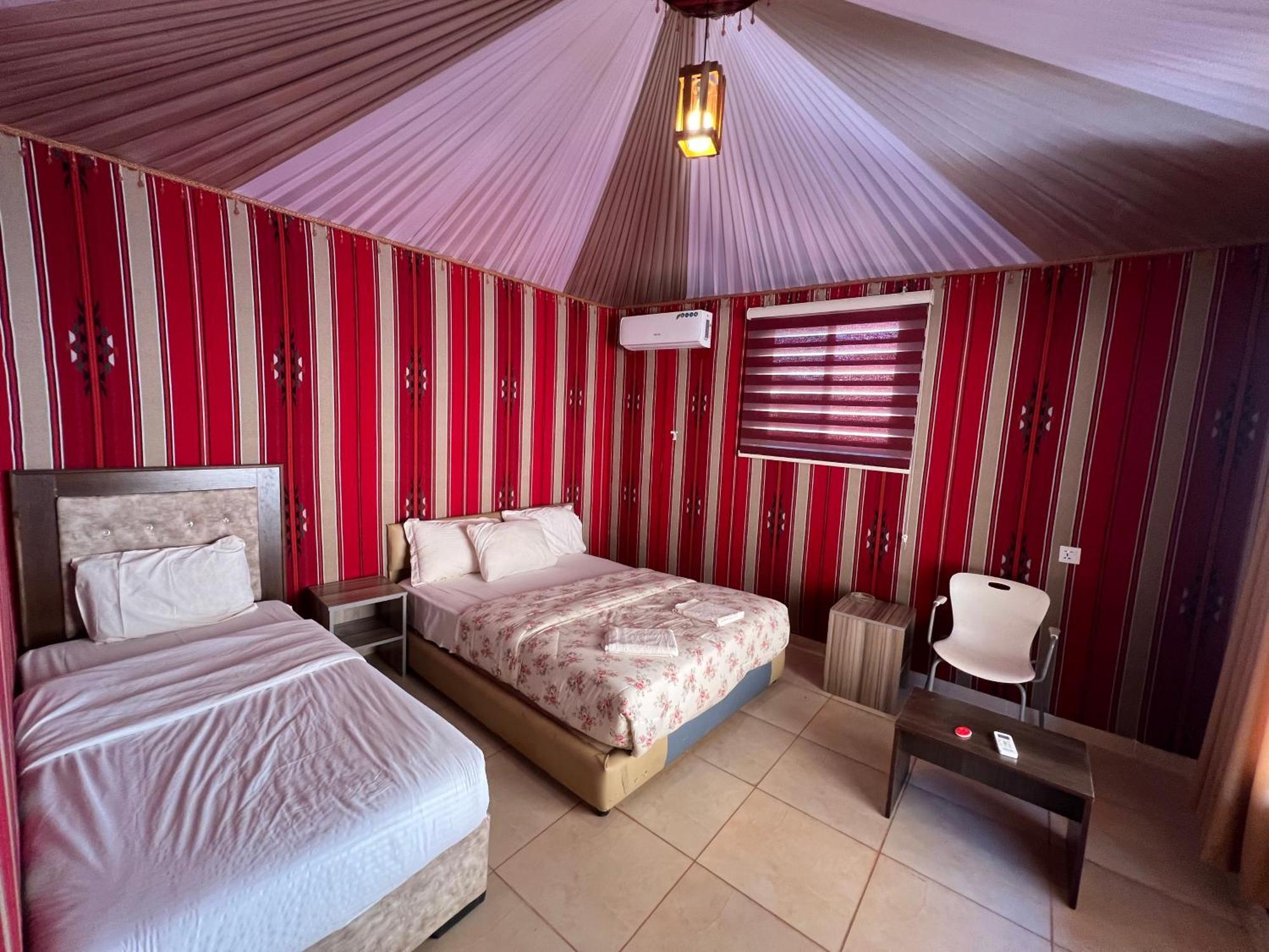 Angelina Wadi Rum Camp Εξωτερικό φωτογραφία