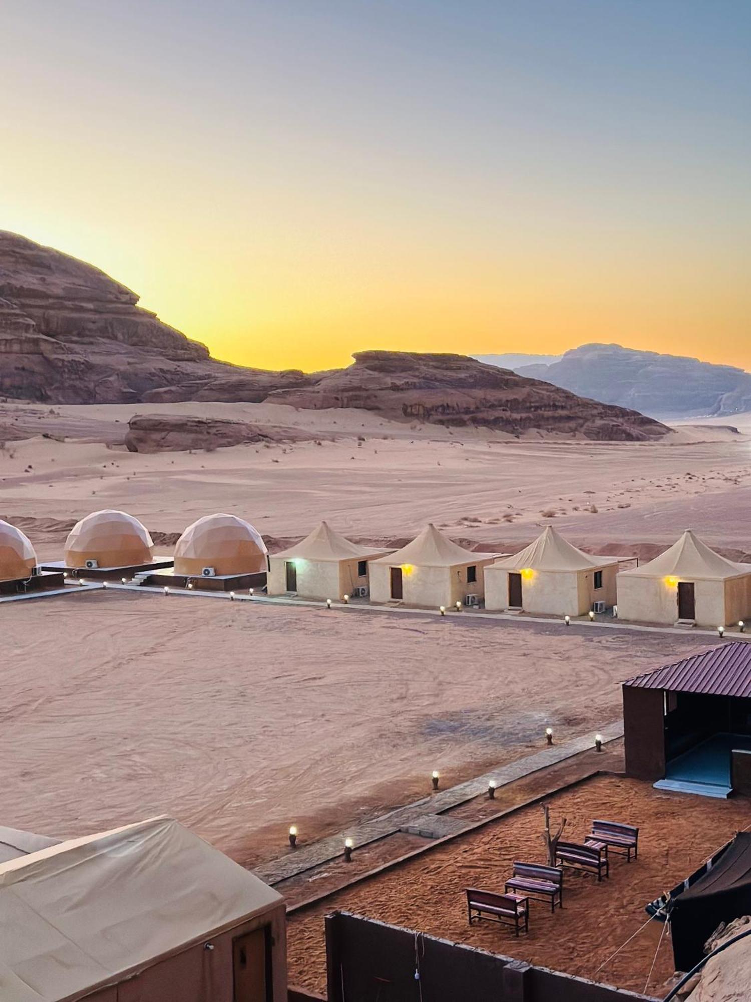 Angelina Wadi Rum Camp Εξωτερικό φωτογραφία